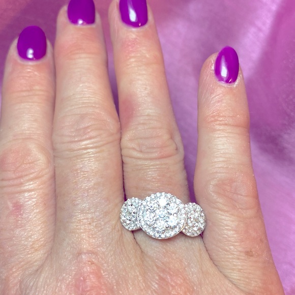 So Sparkly! Earrings and Ring Set - Picture 5 of 12